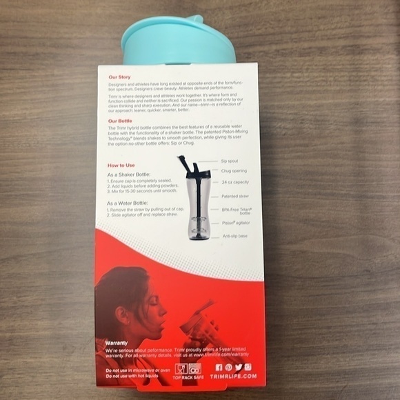 NWT Trimr Water + Protein Shaker Bottle Mint Sip Straw Chug Spout Aqua Blue - Picture 7 of 13